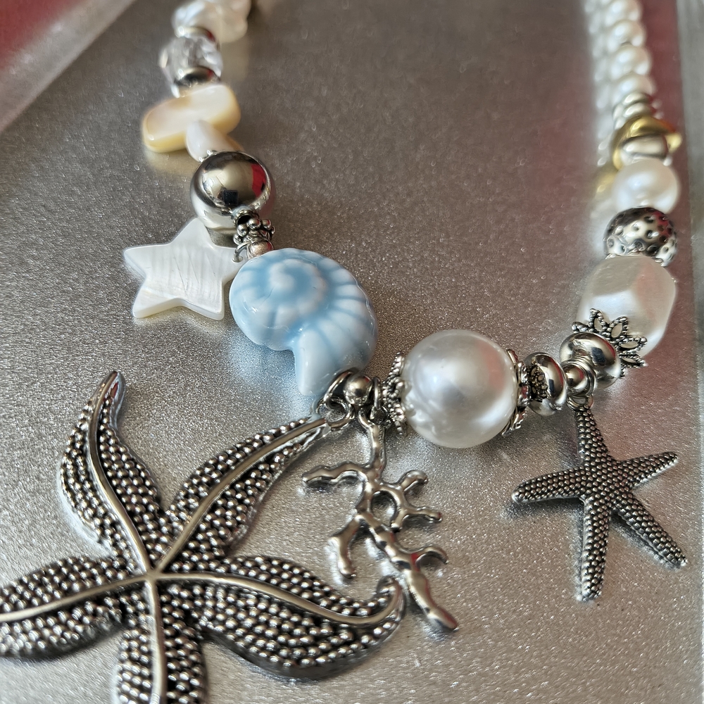 3 Pc Silver and Blue Beach Scape Charm Necklace X2 Earrings - Picture 12 of 14